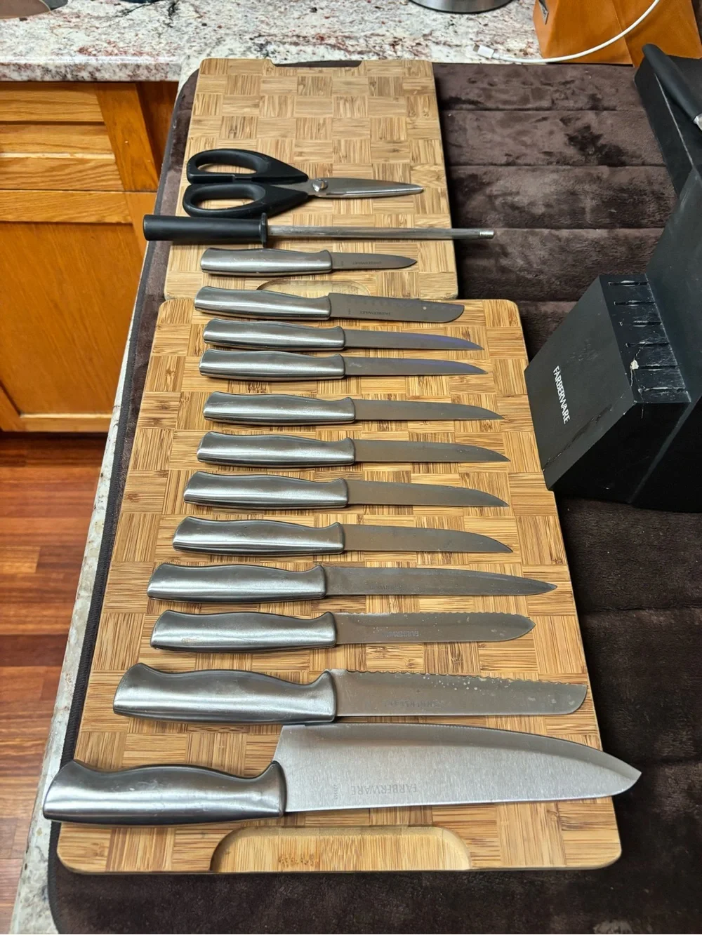 Farberware Bamboo Wood Knife Block, Black, 15 Slots,knives w/ Scissors